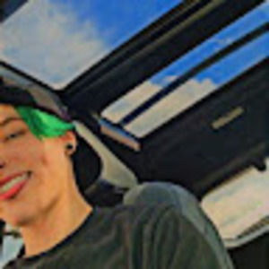 Meet your Posher, Ashton